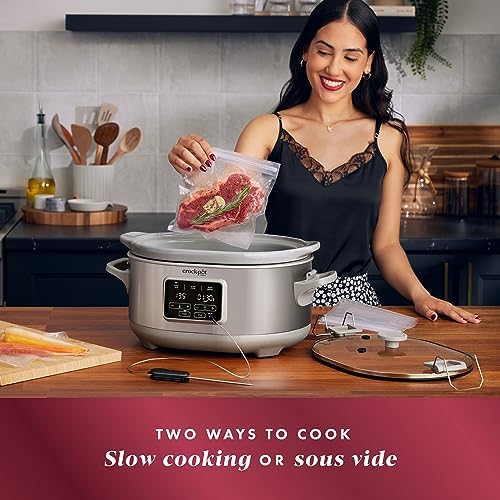 Crock-Pot 7 Quart Programmable Cook & Carry Slow Cooker 6DL6